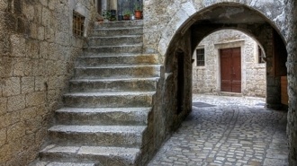 Trogir 330 14