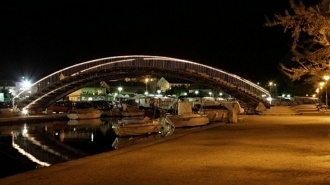 Trogir 330 15